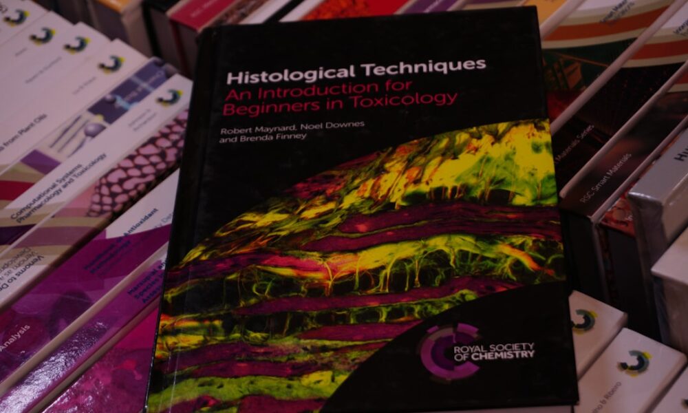 découvrez les différentes approches et méthodes essentielles pour analyser, comprendre et résoudre divers problèmes dans plusieurs domaines d'études et pratiques.