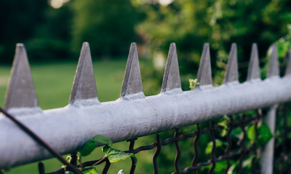 découvrez l'importance des limites personnelles pour une vie équilibrée et épanouissante. apprenez à poser des frontières claires et respectueuses.