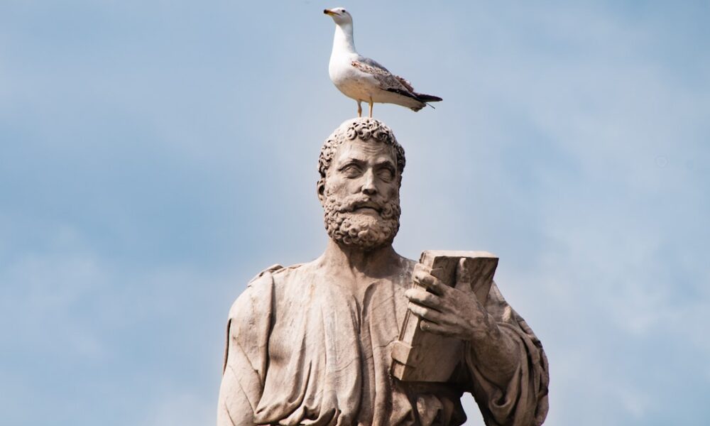 découvrez le sens et les différentes facettes de l'humiliation, un sentiment puissant qui impacte les relations humaines et le bien-être émotionnel.