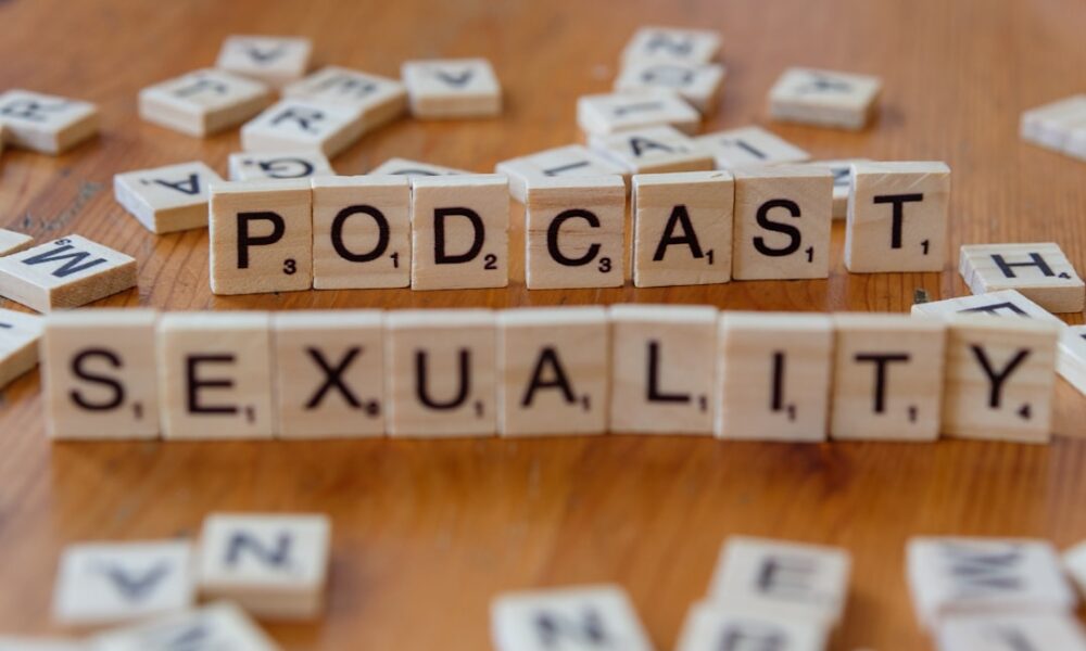 découvrez des phrases provocantes et élégantes pour le teasing et la chasteté, parfaites pour pimenter vos échanges avec subtilité et charme.